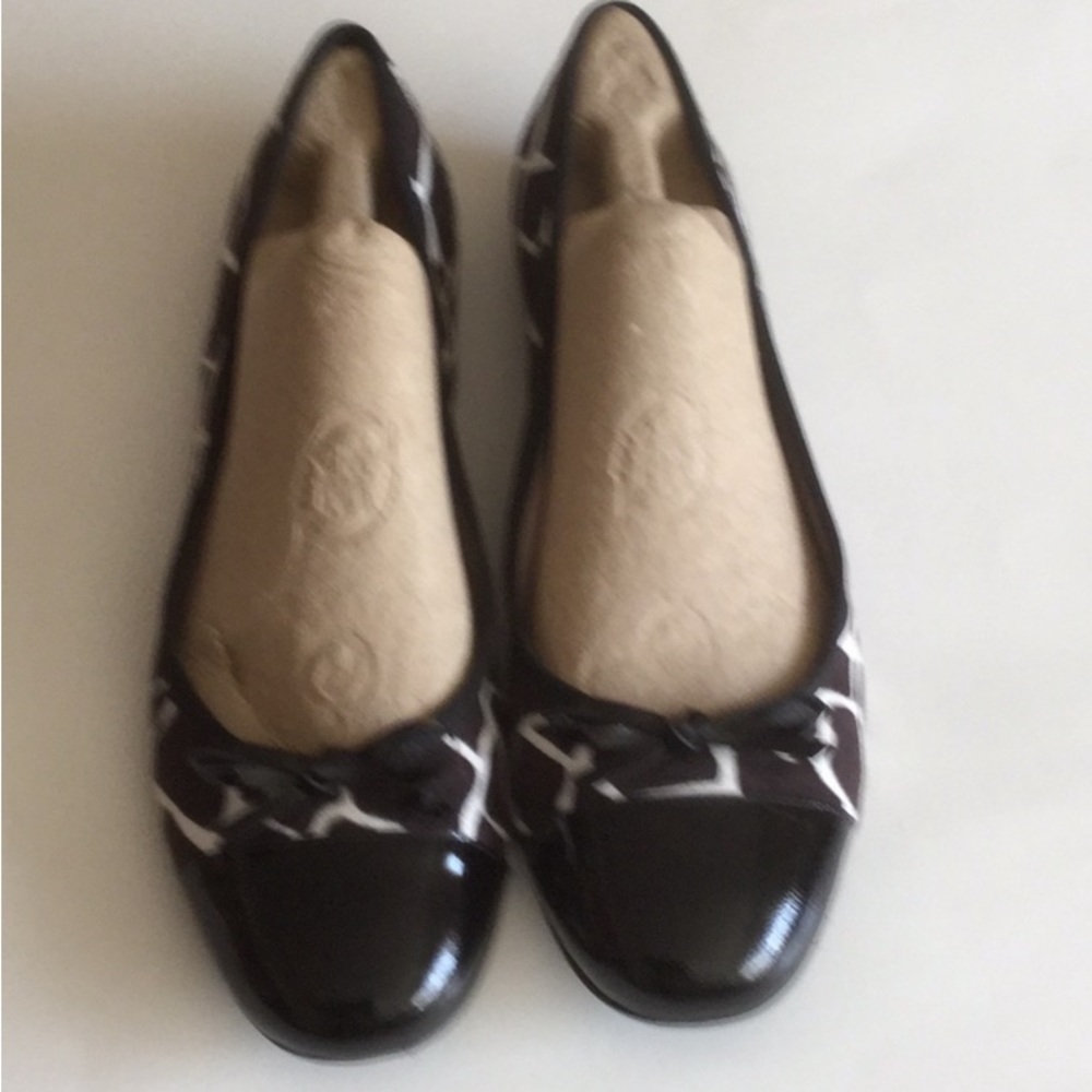 Talbots Giraffe Ballet Flats with Patent CapToe 8